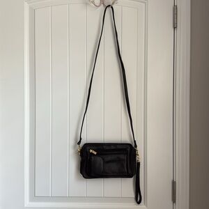 ILI New York Crossbody Bag